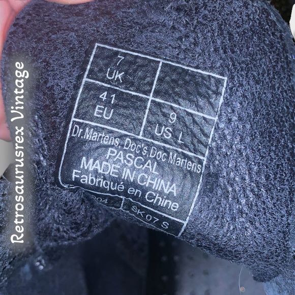 Dr. Martens Silver Metallic Pebble 1460 Pascal Leather Boots, US 9 - Picture 10 of 10